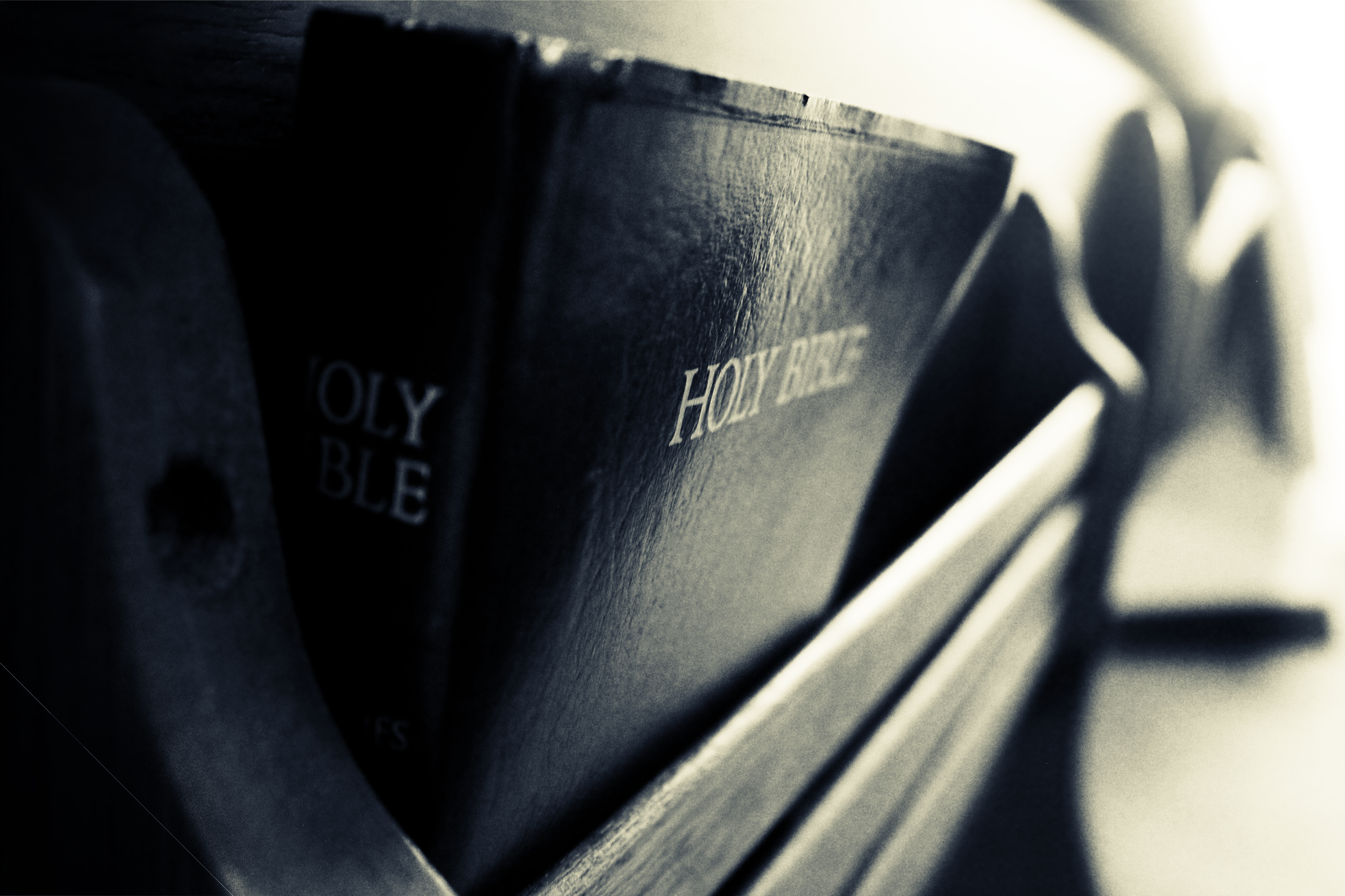 Preaching to every pew cross cultural strategies essay 02 image